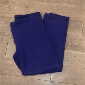 Lululemon wunder under purple crop leggings size 6